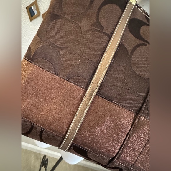 Coach Signature Tote & Matching Wristlet - Picture 3 of 10